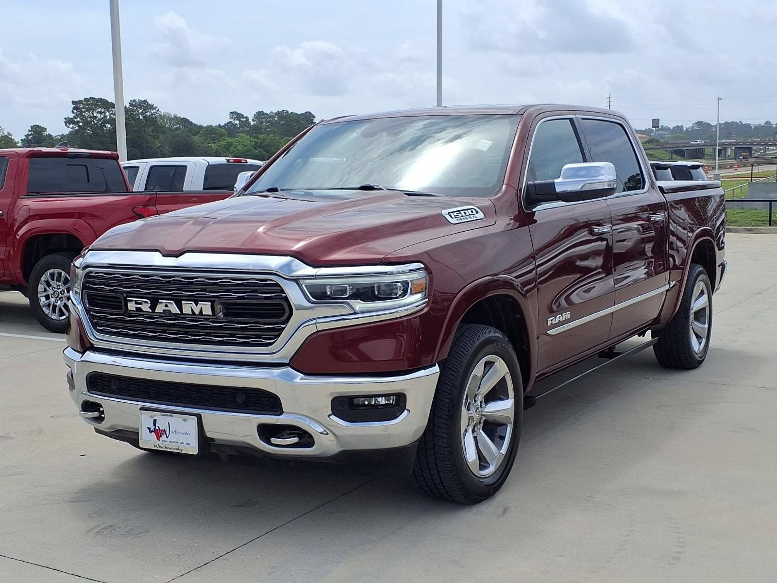 Used 2019 RAM 1500 Limited AWD/4WD image 3