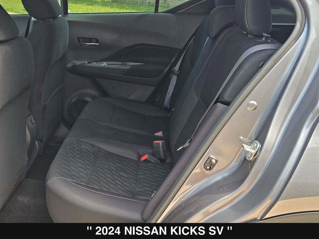 Used 2024 Nissan Kicks SV image 17