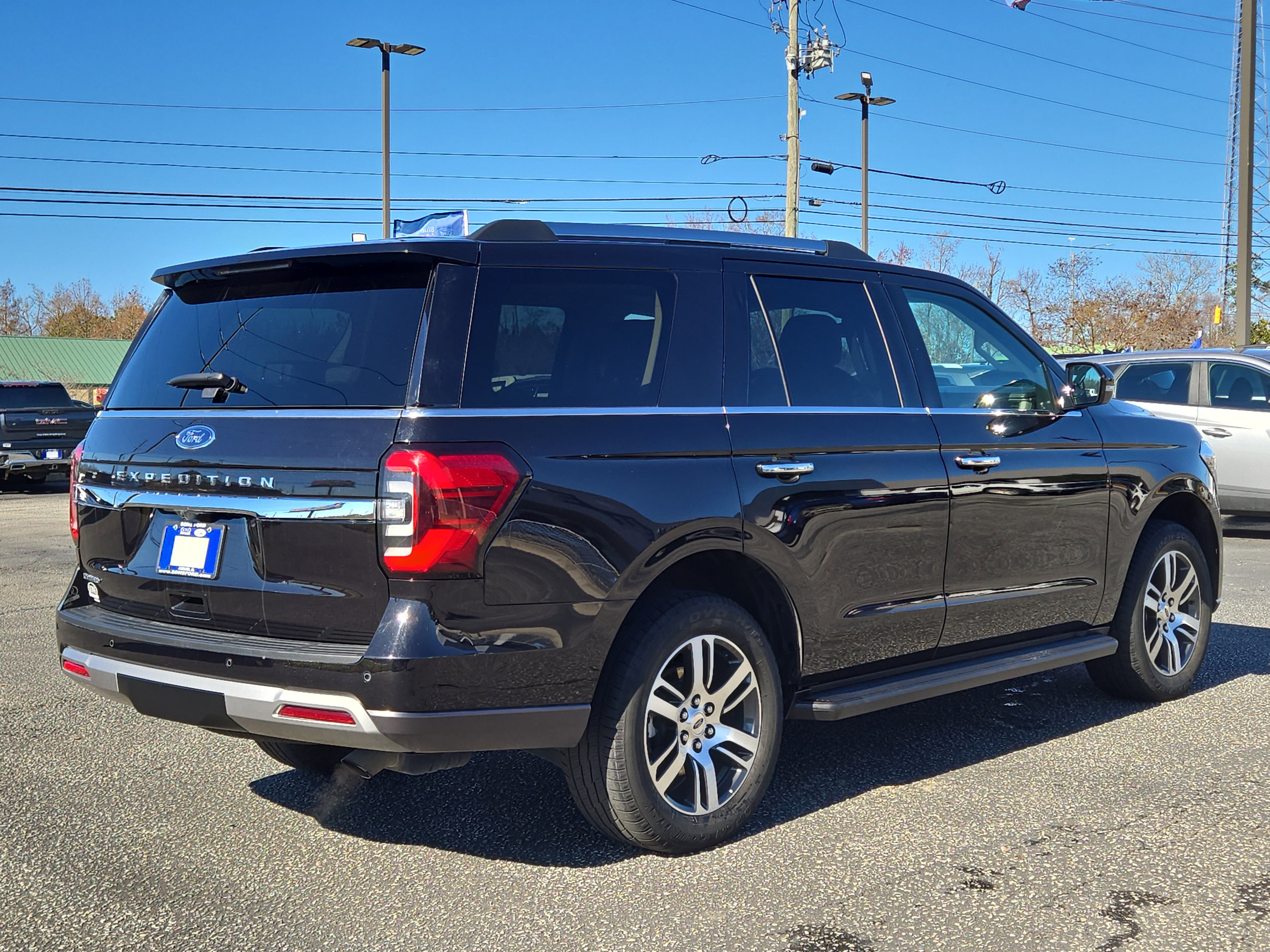 Certified 2024 Ford Expedition Limited image 6