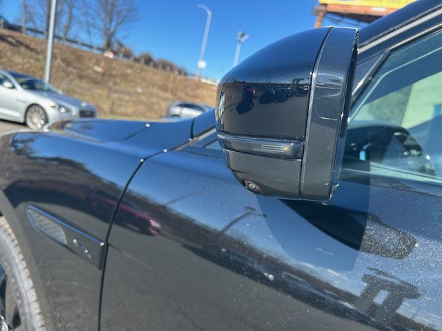 New 2025 Jaguar F-PACE R-Dynamic S image 13