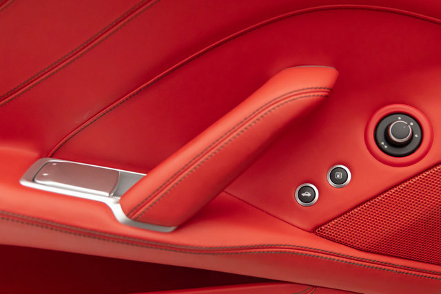 Used 2016 Ferrari California T RWD image 64