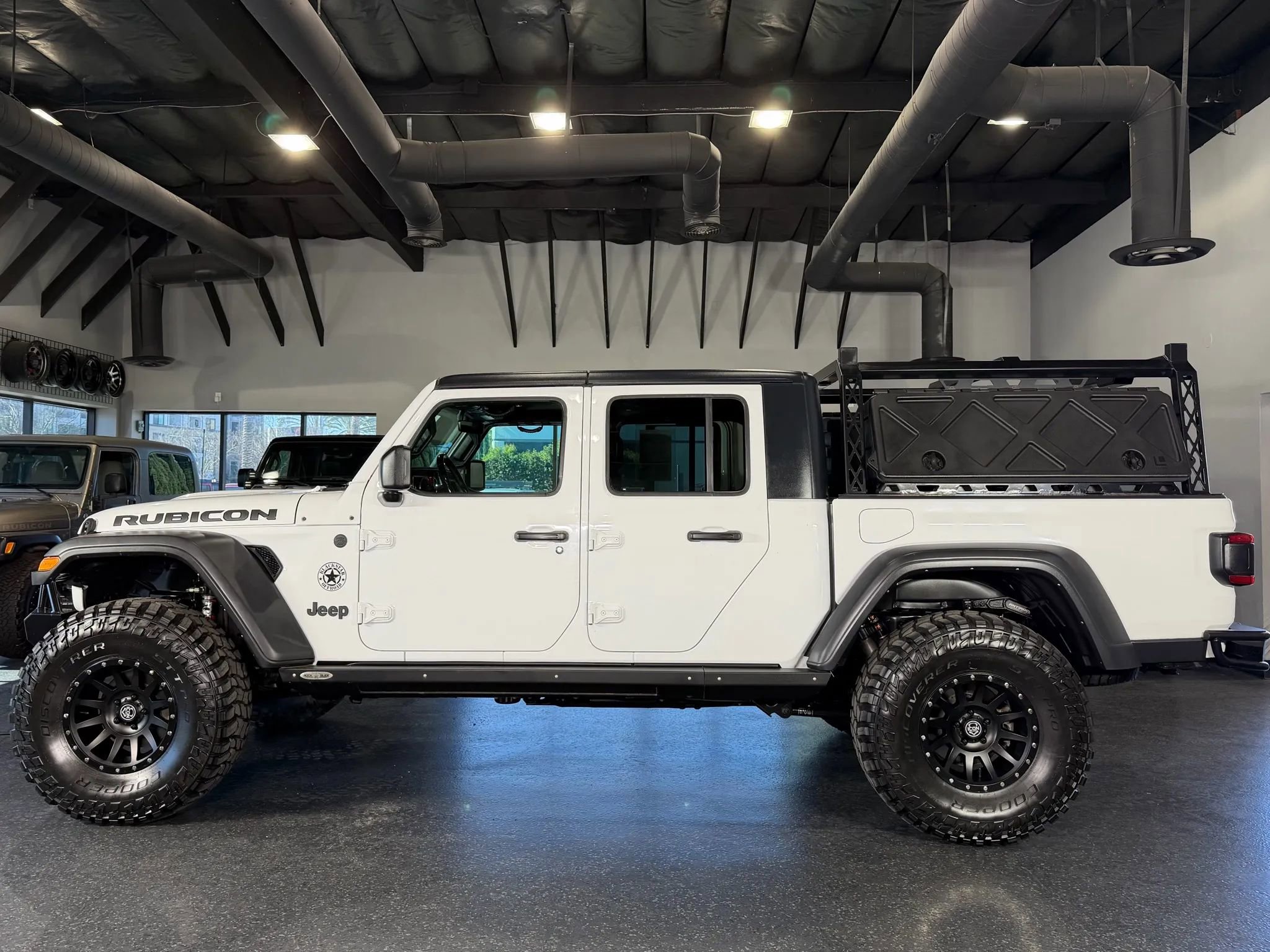 Used 2021 Jeep Gladiator Rubicon image 8