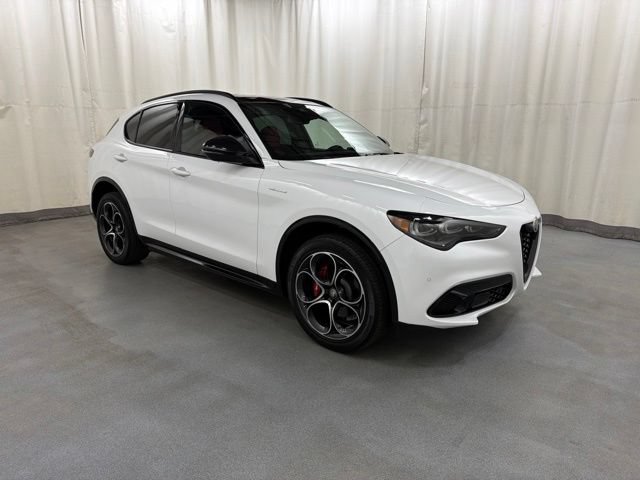 Used 2024 Alfa Romeo Stelvio Veloce AWD/4WD image 1