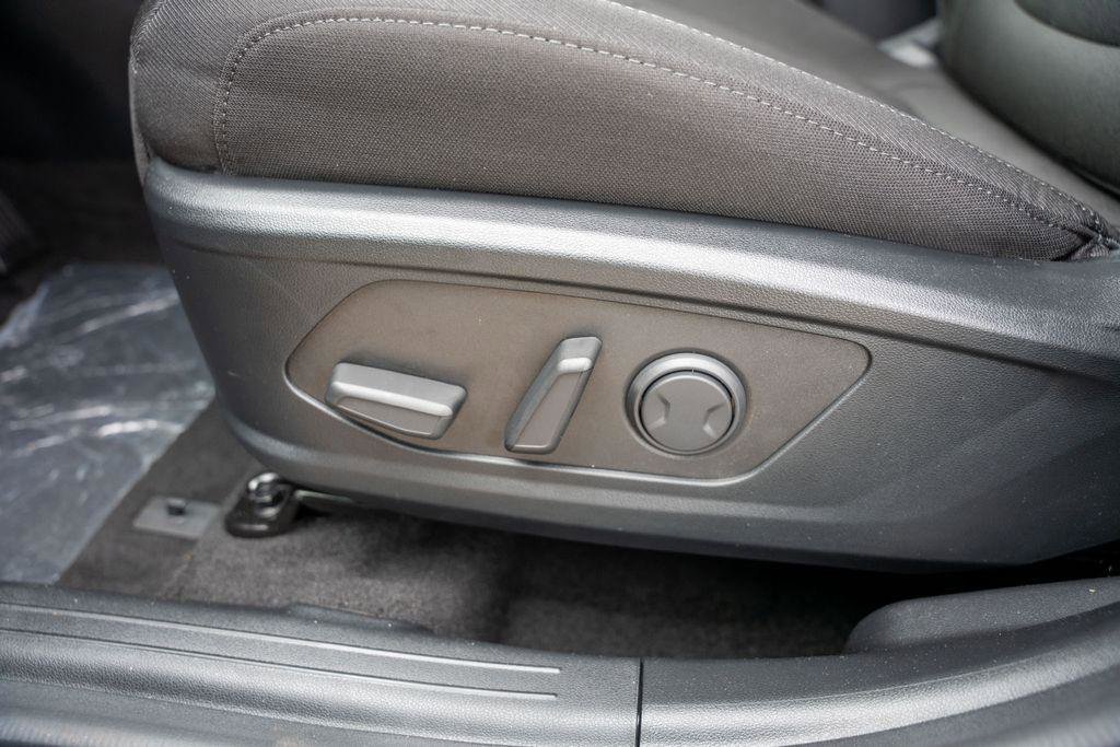 New 2026 Hyundai Tucson SEL image 17