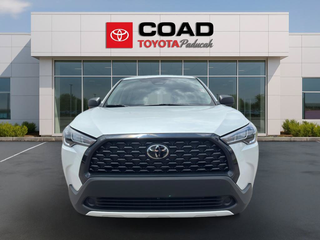 Certified 2025 Toyota Corolla Cross L AWD/4WD image 7