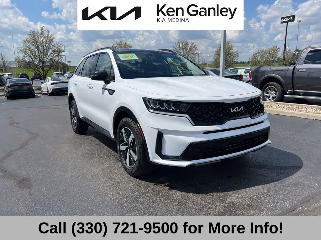 Certified 2023 Kia Sorento S w/ Panoramic Sunroof Package FWD image 6
