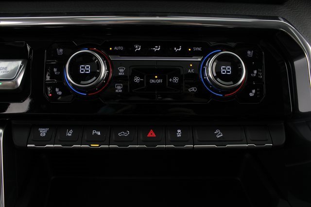 New 2026 GMC Sierra 2500 Denali w/ Denali Reserve Package image 7