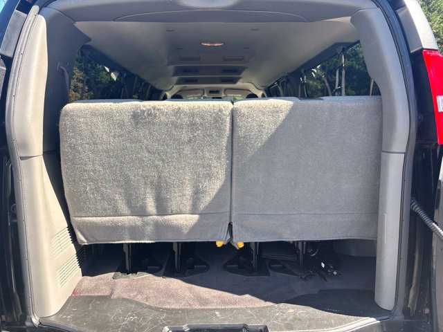 Used 2025 Chevrolet Express 3500 LT w/ LT Preferred Equipment Group RWD image 16