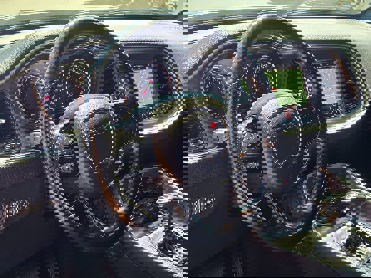 Used 2019 Dodge Challenger GT w/ Performance Handling Group RWD image 18