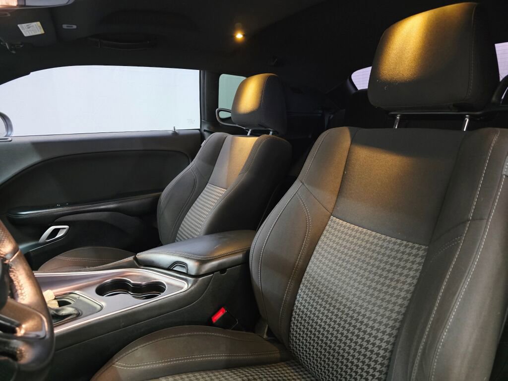 Used 2017 Dodge Challenger SXT w/ Blacktop Package image 16