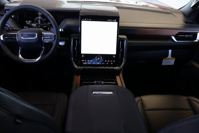 New 2026 GMC Yukon Denali w/ Sun & Power Step Package image 16