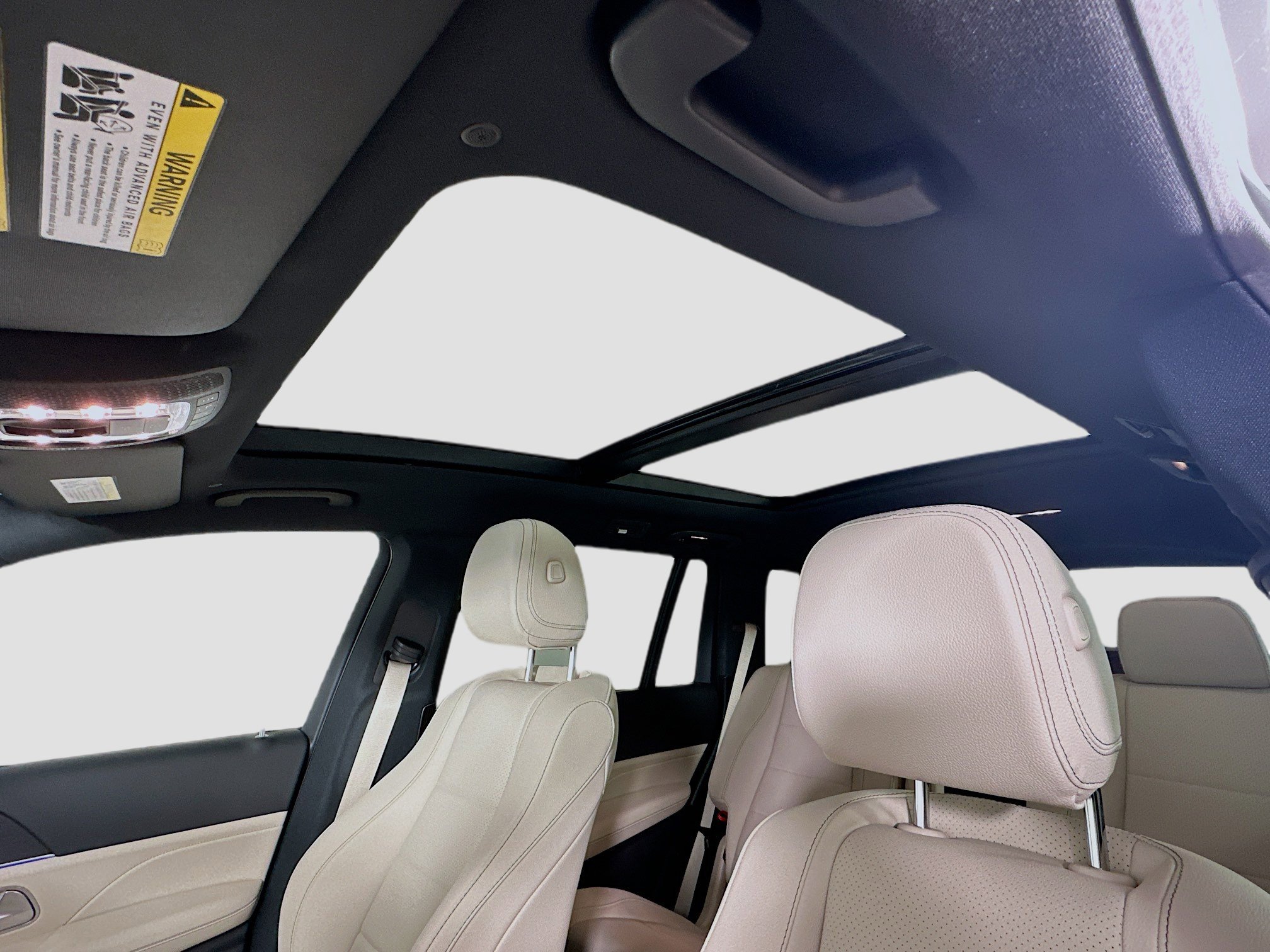 Certified 2025 Mercedes-Benz GLS 450 4MATIC image 28