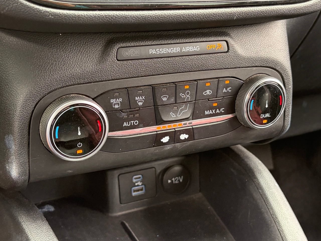 Used 2023 Ford Escape ST-Line FWD image 7