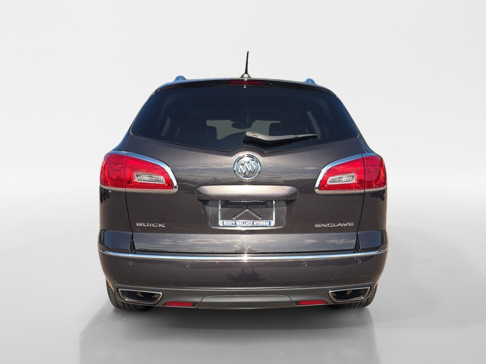Used 2017 Buick Enclave Premium w/ Experience Buick Package FWD image 4
