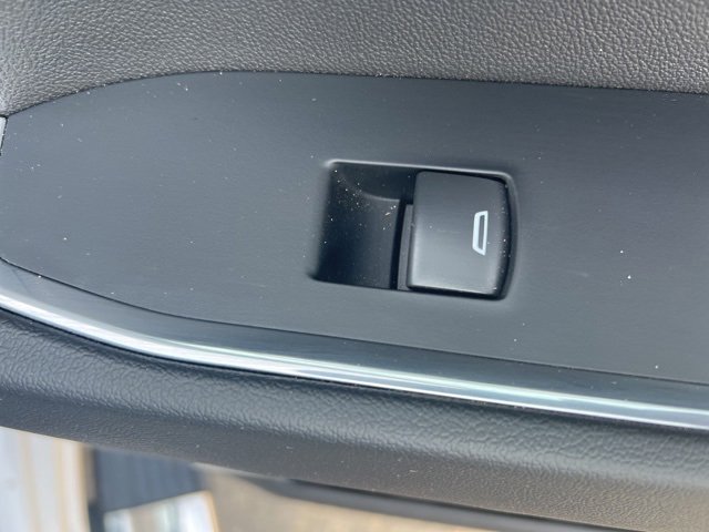 Used 2025 Chevrolet Silverado 2500 LT image 36