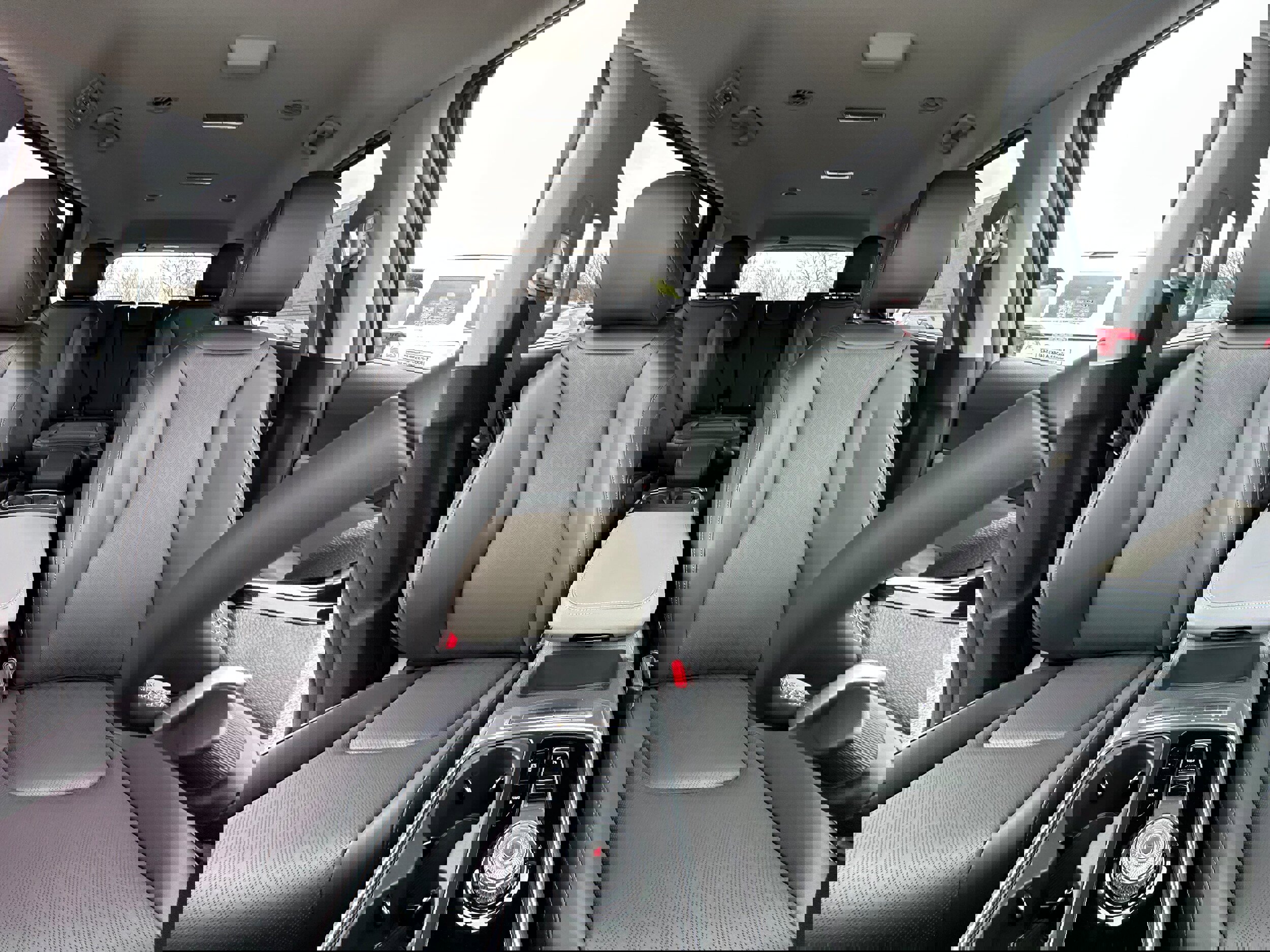 New 2026 Kia Carnival EX image 31