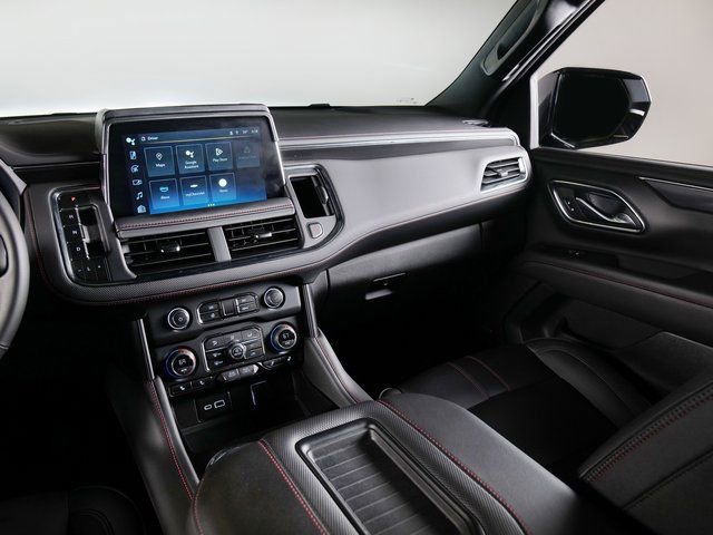 Used 2024 Chevrolet Tahoe RST w/ Luxury Package AWD/4WD image 17