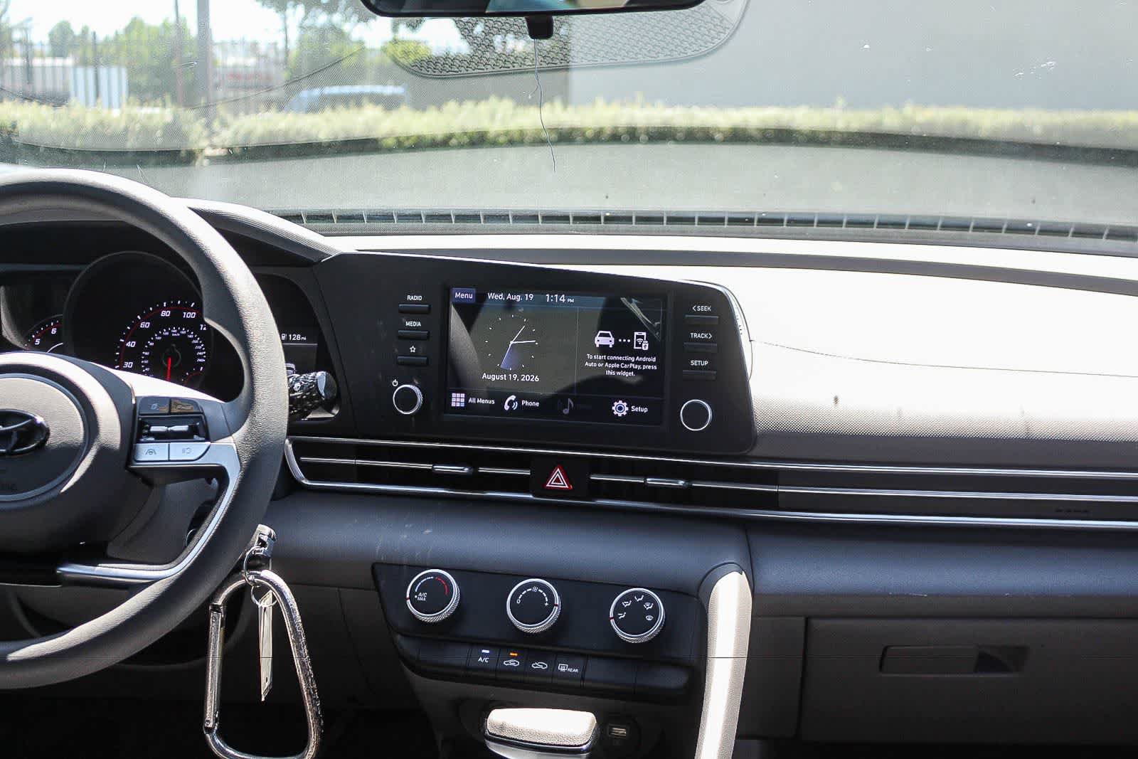 Certified 2023 Hyundai Elantra SE FWD image 17