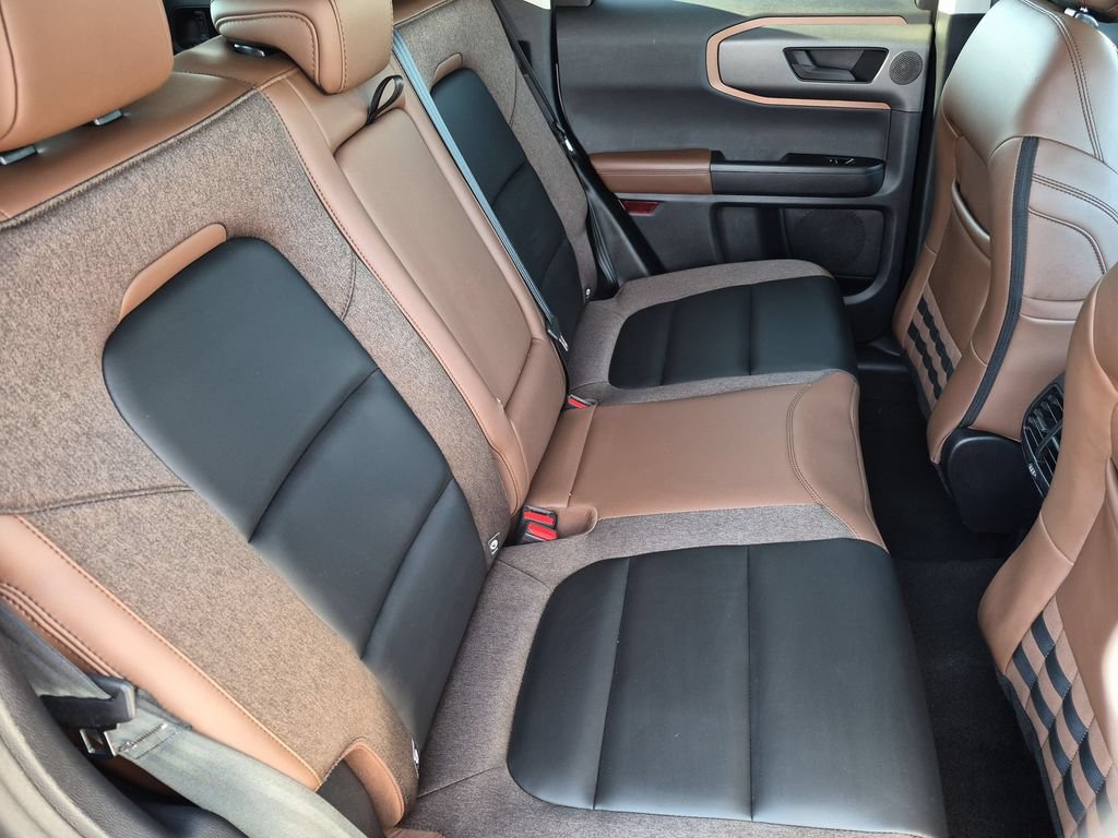 Used 2025 Ford Bronco Sport Outer Banks w/ Outer Banks Tech Package+ AWD/4WD image 30