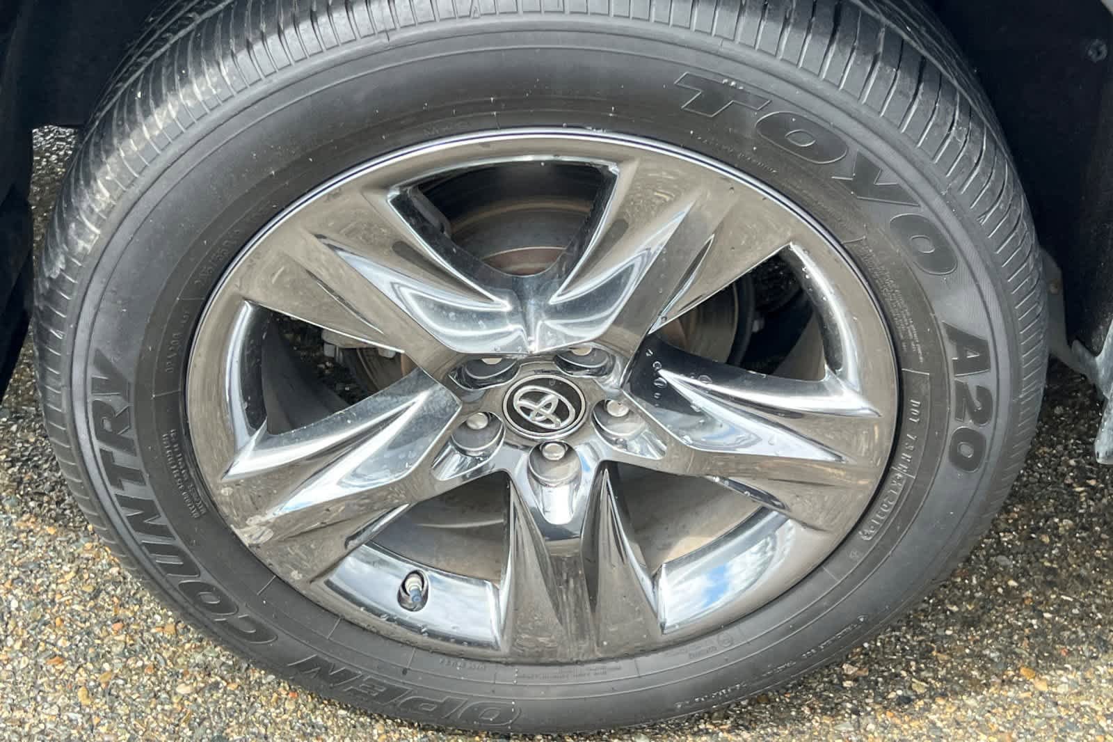 Used 2019 Toyota Highlander Limited Platinum image 17