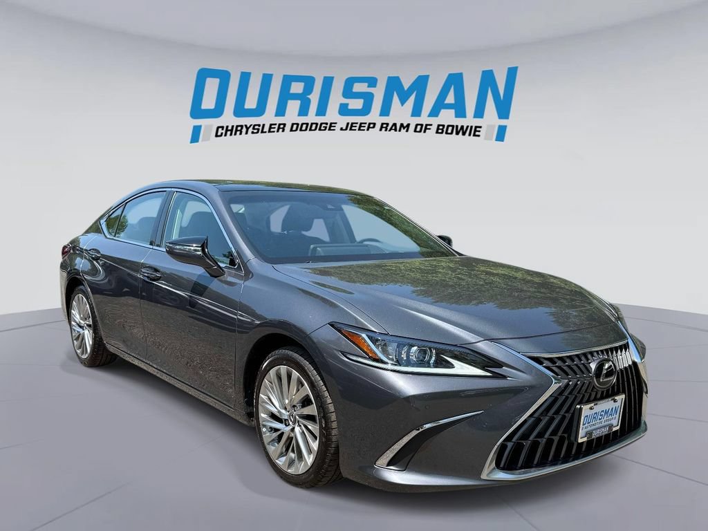 Used 2022 Lexus ES 350 w/ Luxury Package