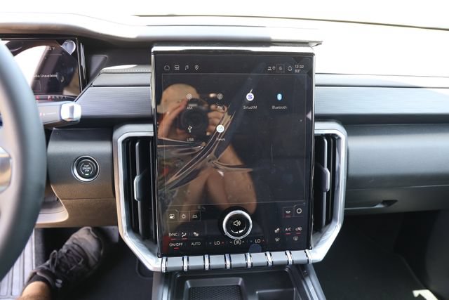 New 2026 GMC Acadia Elevation w/ Black Edition FWD image 19
