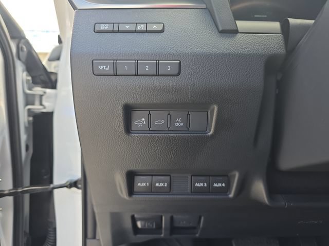 Used 2025 Lexus GX 550 AWD/4WD image 19
