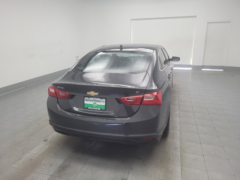 Used 2017 Chevrolet Malibu LT image 7