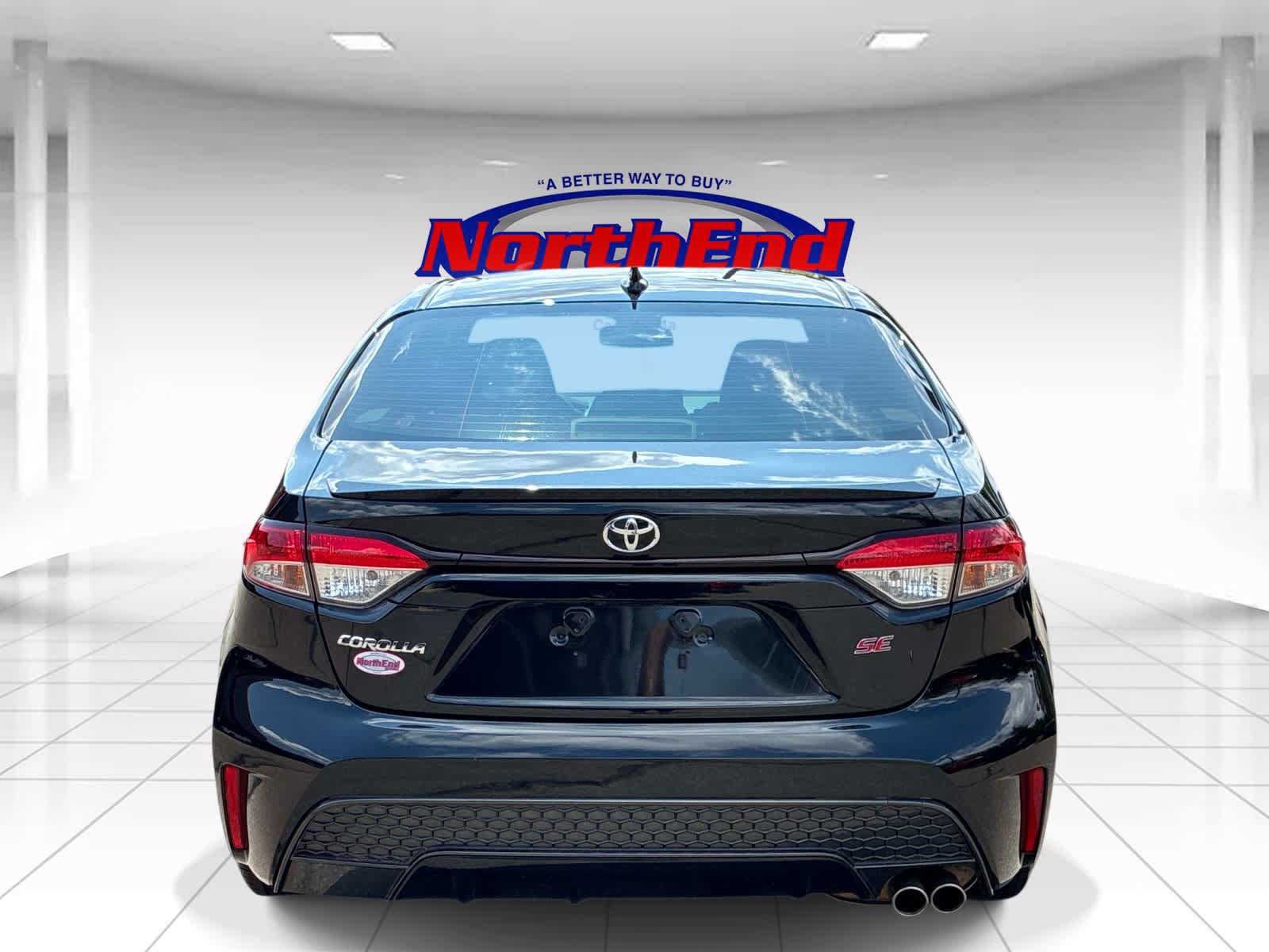 Used 2021 Toyota Corolla SE w/ Carpet Mat Package (TMS) FWD image 6
