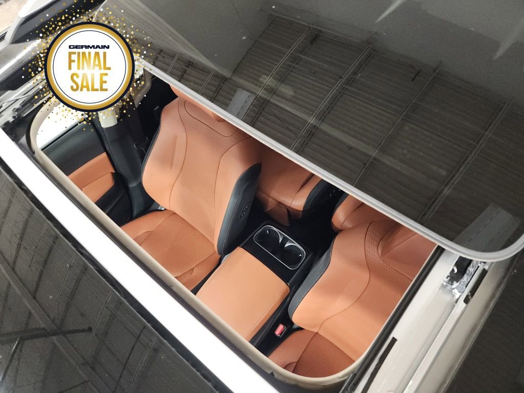 Certified 2024 Kia Carnival SX Prestige image 29