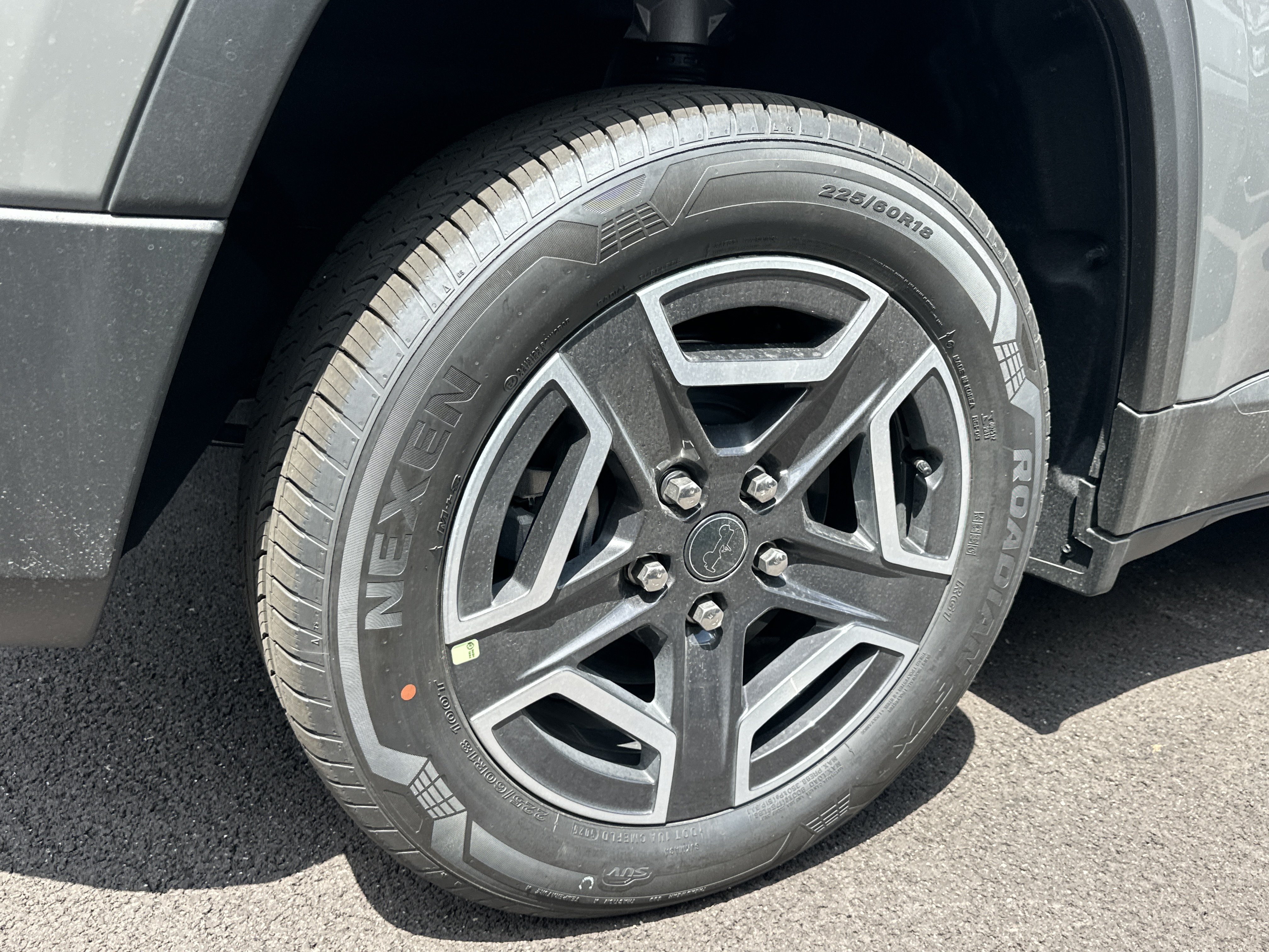 New 2026 Jeep Cherokee Limited AWD/4WD image 33