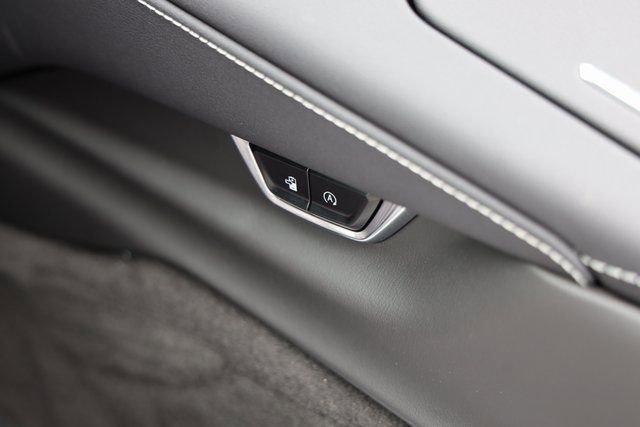 Certified 2025 Chevrolet Corvette E-Ray w/ ZER Performance Package image 21