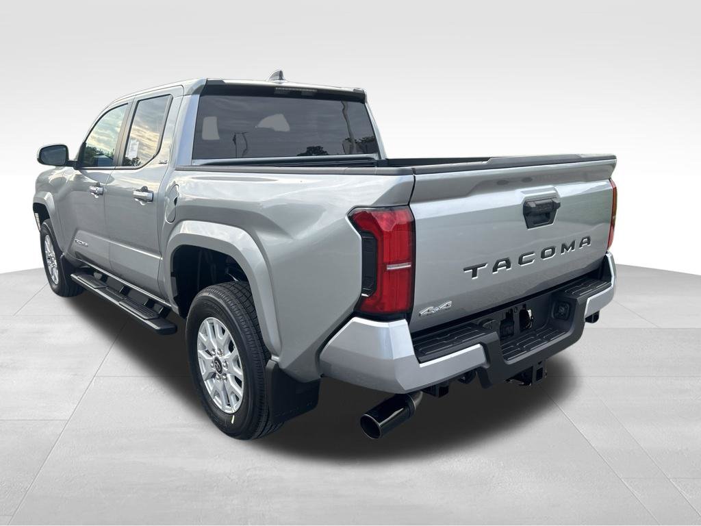New 2026 Toyota Tacoma SR5 AWD/4WD image 3
