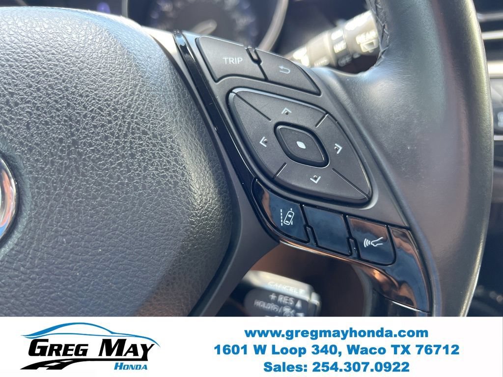 Used 2019 Toyota C-HR Limited FWD image 26