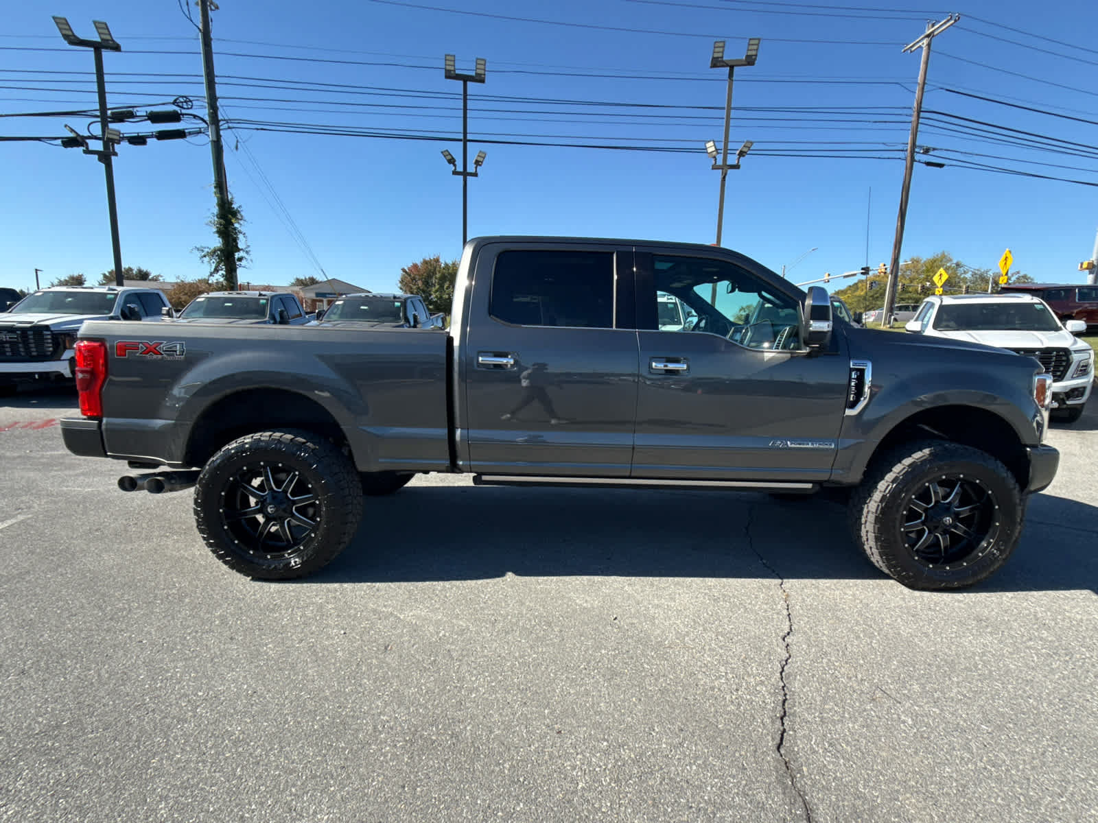 Used 2017 Ford F250 Platinum w/ Platinum Ultimate Package AWD/4WD image 24