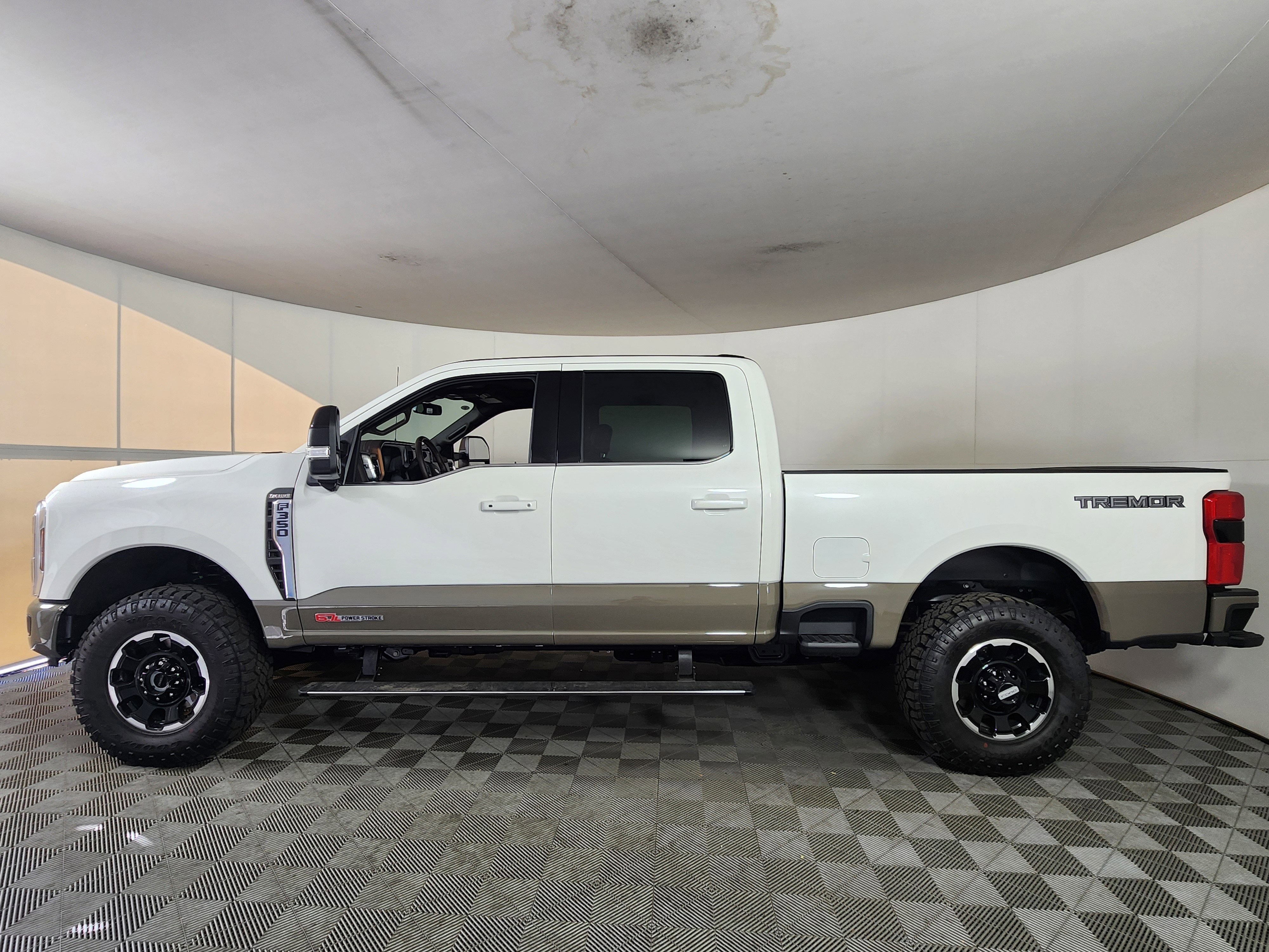 New 2026 Ford F350 King Ranch image 4
