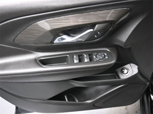 Used 2022 GMC Terrain SLE w/ Driver Convenience Package image 13