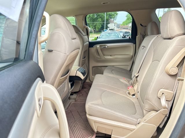 Used 2007 Saturn Outlook XE w/ Preferred Pkg FWD image 15