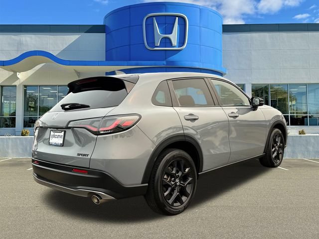 Used 2024 Honda HR-V Sport image 2