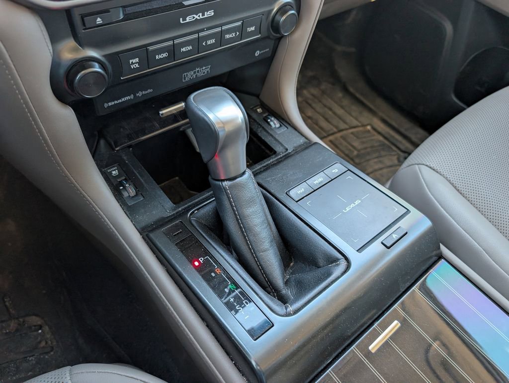 Used 2023 Lexus GX 460 Premium w/ Premium Plus Package image 16