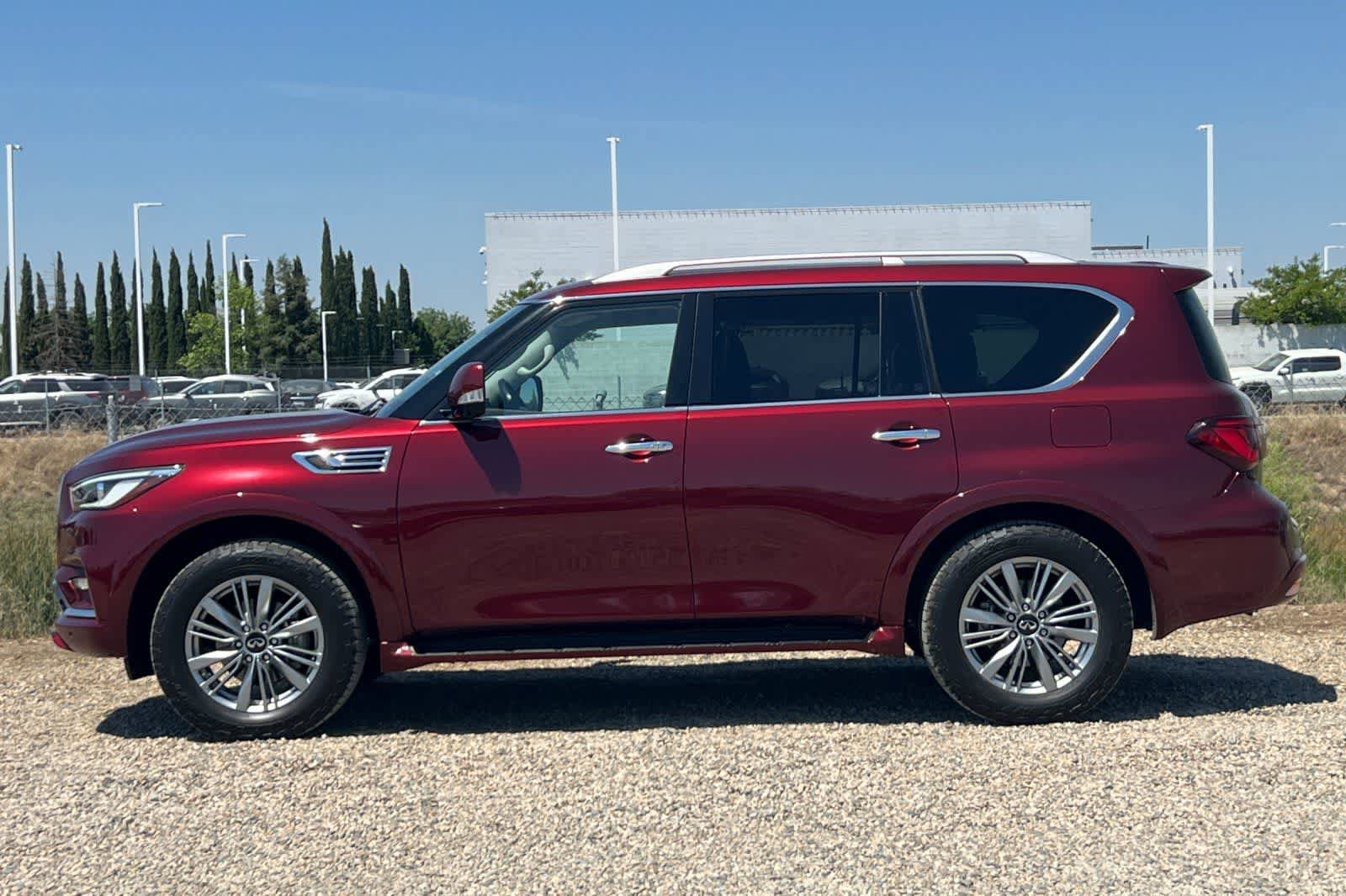 Used 2021 INFINITI QX80 Luxe w/ Cargo Package RWD image 6