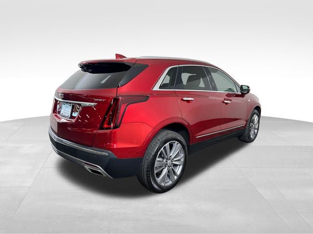 Used 2025 Cadillac XT5 Premium Luxury AWD/4WD image 6