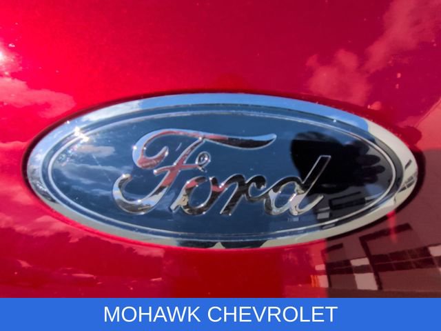 Used 2021 Ford Escape SE w/ SE Sport Appearance Package image 30