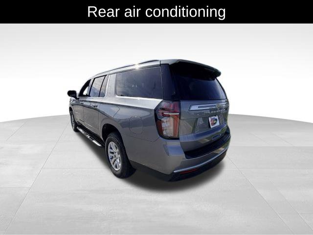 Used 2021 Chevrolet Suburban 4WD image 5