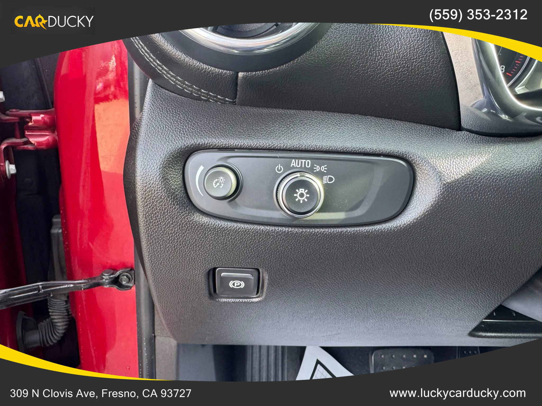 Used 2019 Chevrolet Blazer LT image 11