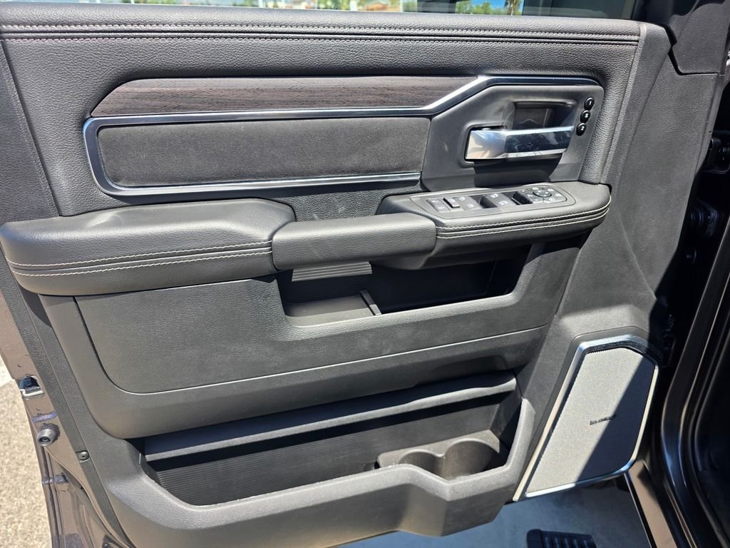 New 2026 RAM 3500 Laramie AWD/4WD image 8