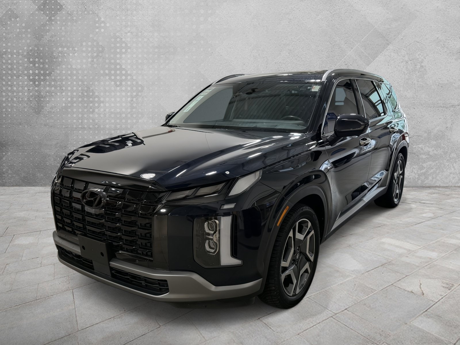 Used 2023 Hyundai Palisade Limited FWD image 3
