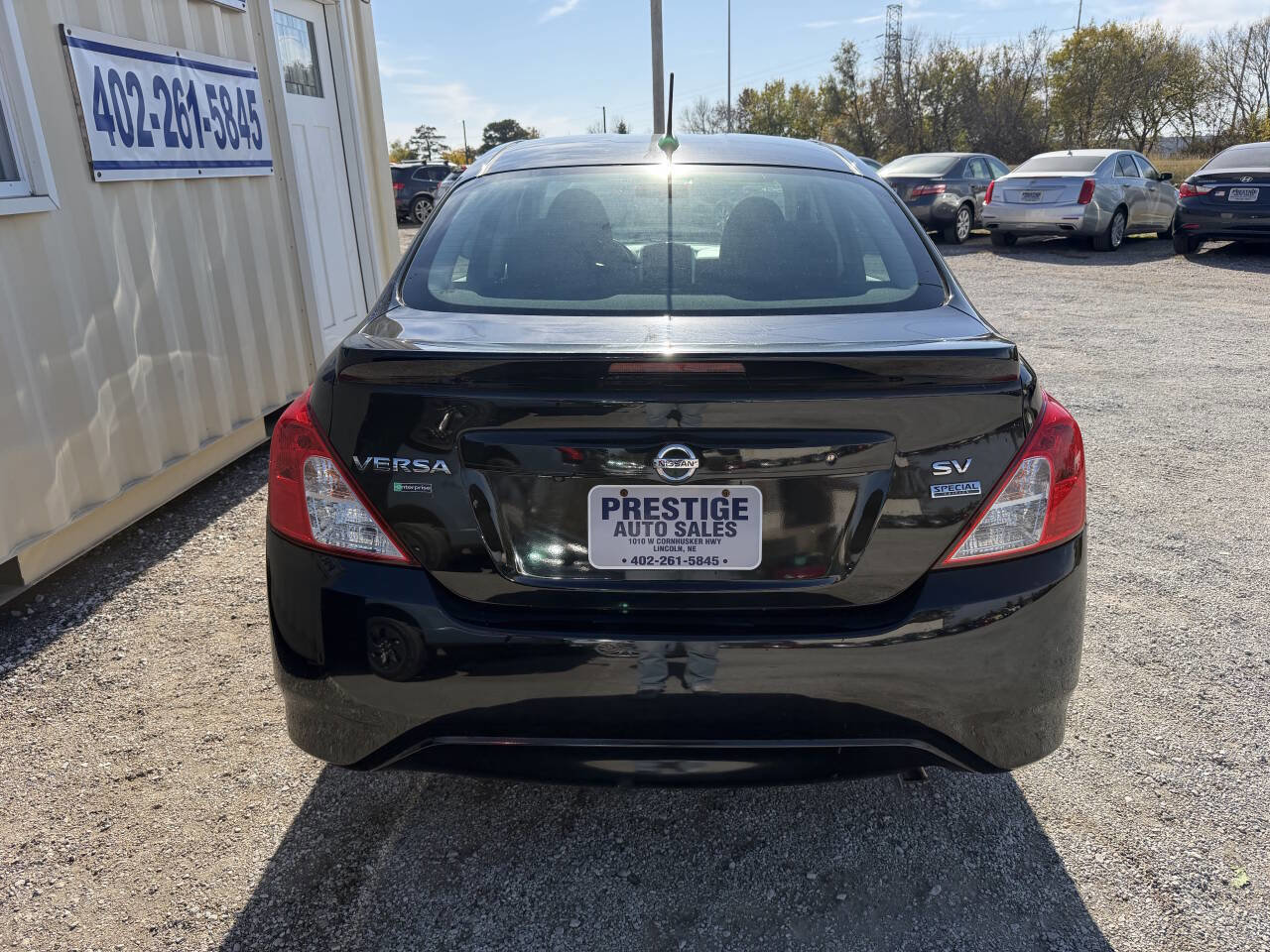 Used 2018 Nissan Versa SV w/ SV Special Edition Package FWD image 4