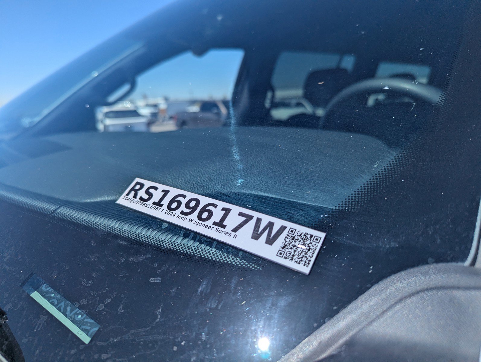 Used 2024 Jeep Wagoneer Series II w/ Flexible Seating Group image 17