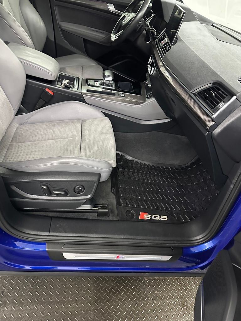 Used 2022 Audi SQ5 Prestige w/ Prestige Package AWD/4WD image 41